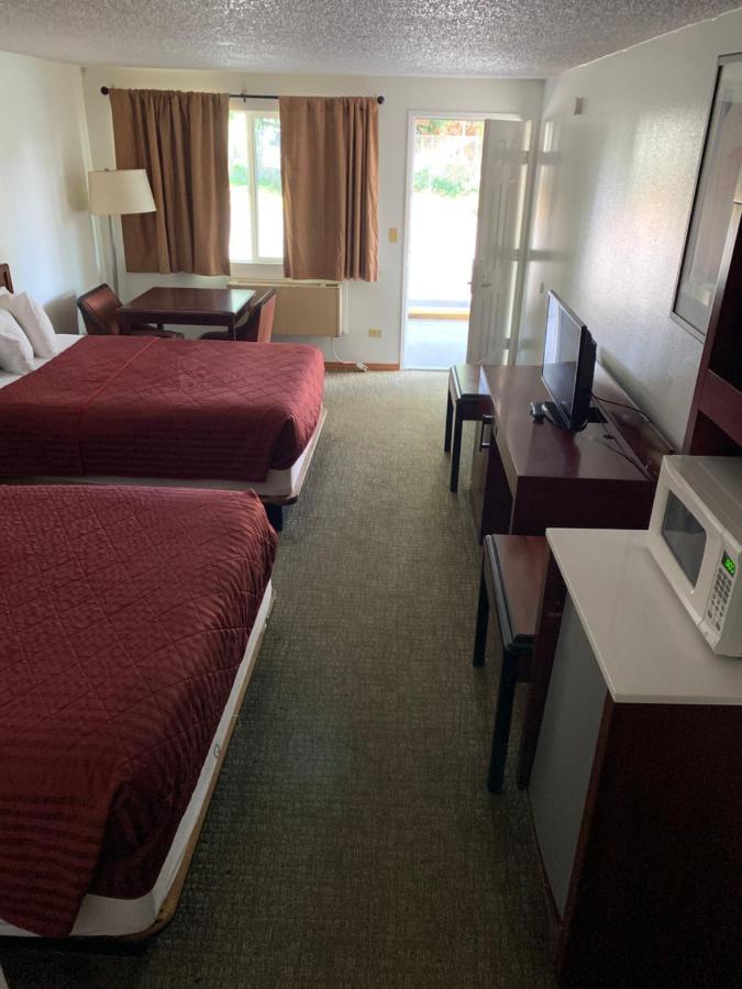 Smokey Point Motor Inn アーリントン エクステリア 写真