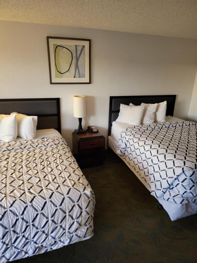 Smokey Point Motor Inn アーリントン エクステリア 写真